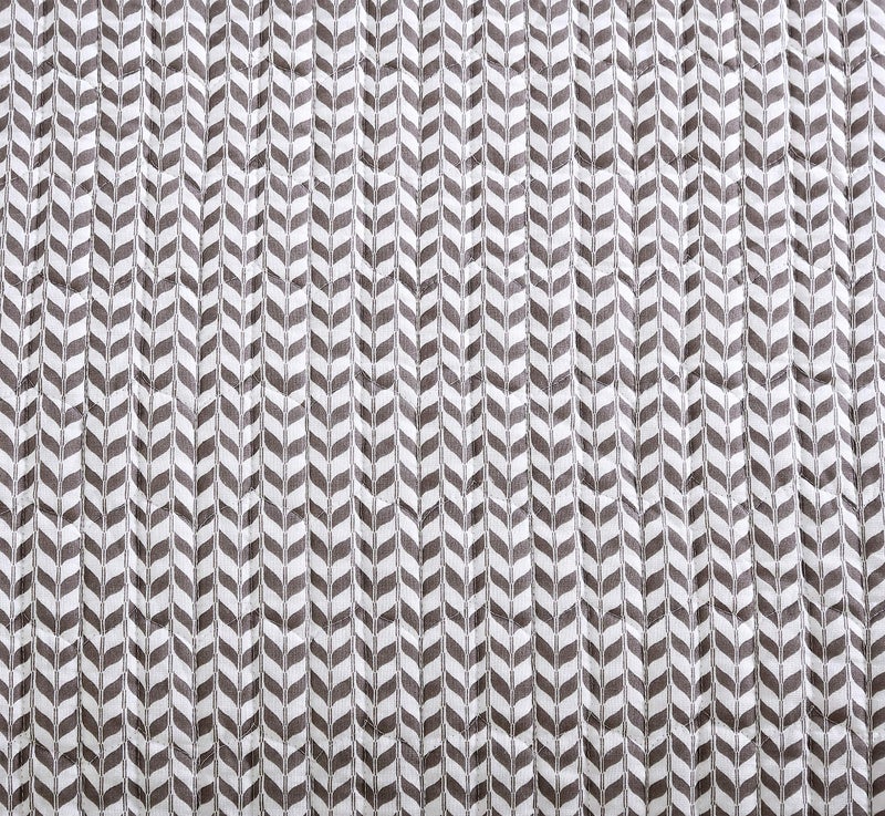 City Scene - Queen Quilt Set, Reversible Cotton Bedding with Matching Shams, Luxurious Bedding Set (Leaves Dark Grey, Queen) - Image 4